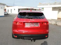 Gebraucht Jaguar F-Pace Ingenium 179 PS (131 kW) 2018 Rot SUV