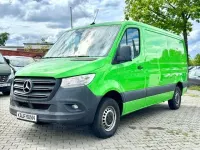 Gebraucht Mercedes Sprinter 163 PS (119 kW) 2020 Gruen Van