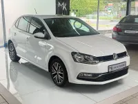 Gebraucht VW Polo Allstar 75 PS (55 kW) 2017 Weiß Kleinwagen
