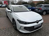 Gebraucht VW Passat Elegance 150 PS (110 kW) 2024 Weiß Kombi