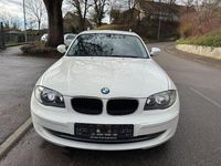 Gebraucht BMW 116 Advantage 116 PS (85 kW) 2011 Weiß Kleinwagen