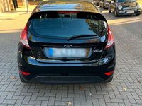 Gebraucht Ford Fiesta SYNC Edition 80 PS (58 kW) 2016 Schwarz Limousine