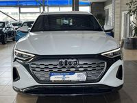 Gebraucht Audi Q8 e-tron Advanced 250 kW (340 PS) 2024 Weiß gletscherweiß metallic SUV