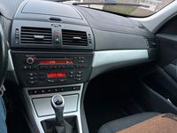 Gebraucht BMW X3 143 PS (105 kW) 2010 Schwarz SUV