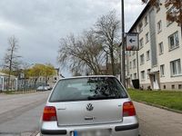 Gebraucht VW Golf IV 2002 Grau Limousine