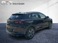 Gebraucht Opel Grandland X GSe 300 PS (220 kW) 2023 Lackierung schwarz perla nera/ SUV