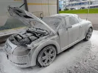 Gebraucht Audi TT Roadster 180 PS (132 kW) 2000 Silber Cabrio