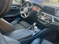 Gebraucht BMW 520 190 PS (139 kW) 2019 Schwarz Kombi