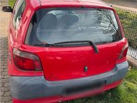 Gebraucht Toyota Yaris 65 PS (47 kW) 2000 Rot Kleinwagen