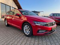 Gebraucht VW Passat Business 122 PS (89 kW) 2023 Rot Kombi