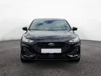 Gebraucht Ford Focus ST-Line 125 PS (91 kW) 2025 Schwarz Limousine