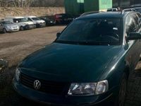 Gebraucht VW Passat 90 PS (66 kW) 1999 Grün Kombi