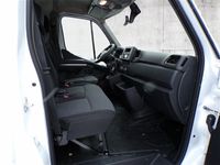 gebraucht Renault Master Kastenwagen FWD Kasten L2H2 3,3t Blue dCi L2H2 HKa 3,3t