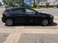 Gebraucht Ford Focus Titanium 125 PS (91 kW) 2023 Schwarz Limousine