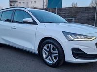 Gebraucht Ford Focus 120 PS (88 kW) 2022 Weiß Kombi