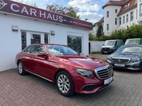 Gebraucht Mercedes E220 Business 194 PS (142 kW) 2018 Hyazinthrot (designolack) Limousine