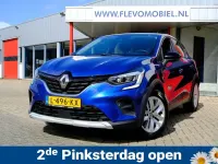 Używany Renault Captur Zen 91 KM (66 kW) 2021 Niebieski SUV