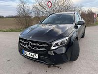 Gebraucht Mercedes GLA180 122 PS (89 kW) 2017 Schwarz SUV