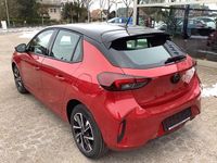 Neu Opel Corsa 101 PS (74 kW) 2025 Rot Limousine