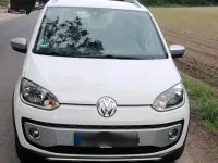 Gebraucht VW cross up! 75 PS (55 kW) 2015 Weiß Kleinwagen