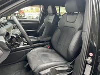 Gebraucht Audi e-tron Sport 300 kW (408 PS) 2023 Brillantschwarz SUV