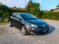 Gebraucht Toyota Avensis 146 PS (107 kW) 2014 Grau Kombi
