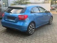 Gebraucht Mercedes A180 122 PS (89 kW) 2013 Blau Kleinwagen