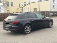 Gebraucht Audi A4 Sport 150 PS (110 kW) 2018 Schwarz Kombi