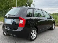 Gebraucht Kia Carens 140 PS (102 kW) 2009 Schwarz Van / Kleinbus