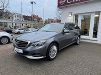 Gebraucht Mercedes E220 Edition 170 PS (125 kW) 2015 Grau Limousine
