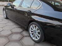 Gebraucht BMW 530 258 PS (189 kW) 2012 Schwarz Limousine
