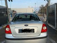 Gebraucht Ford Focus Ghia 145 PS (106 kW) 2005 Grau Limousine