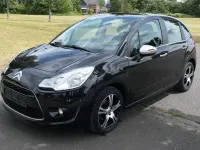 Gebraucht Citroën C3 SELECTION 95 PS (69 kW) 2012 Schwarz Limousine