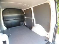 Gebraucht VW T6.1 90 PS (66 kW) 2021 Weiß Van