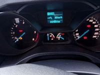 Gebraucht Ford Tourneo 120 PS (88 kW) 2017 Weiß Van / Kleinbus