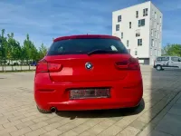 Gebraucht BMW 118 Advantage 136 PS (100 kW) 2018 Rot Limousine