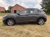 Gebraucht Hyundai Kona Select 120 PS (88 kW) 2023 Grau SUV