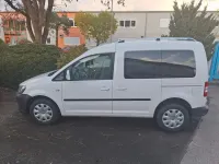 Second-hand VW Caddy Comfortline 105 CP (77 kW) 2013 Alb Monovolum