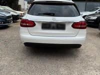 Gebraucht Mercedes C200 136 PS (100 kW) 2015 Weiß Kombi
