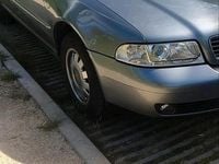 Second-hand Audi A4 105 CP (77 kW) 2000 Gri Break