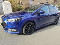 gebraucht Ford Focus 2.0 EcoBoost ST mit Leder-Sport-Paket