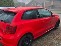 Gebraucht VW Polo 90 PS (66 kW) 2014 Rot Kleinwagen