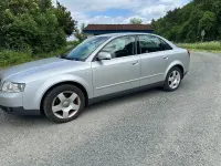 Gebraucht Audi A4 130 PS (95 kW) 2001 Silber Limousine