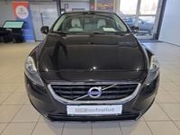 Gebraucht Volvo V40 Summum 177 PS (130 kW) 2012 Black sapphire Kleinwagen
