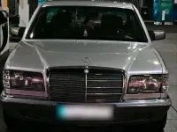 Gebraucht Mercedes 380 204 PS (150 kW) 1982 Silber Limousine