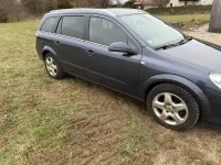 Używany Opel Astra 116 KM (85 kW) 2007 Niebieski Kombi