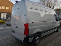 Gebraucht Mercedes Sprinter 143 PS (105 kW) 2021 Grau Van