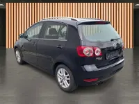 Gebraucht VW Golf VI Highline 122 PS (89 kW) 2010 Schwarz deep black perleffekt (metallic) Kleinwagen