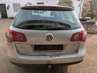 Gebraucht VW Passat Individual 105 PS (77 kW) 2008 Silber Kombi