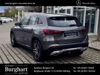 Gebraucht Mercedes GLA200 Progressive 163 PS (119 kW) 2023 Lack mountaingrau SUV